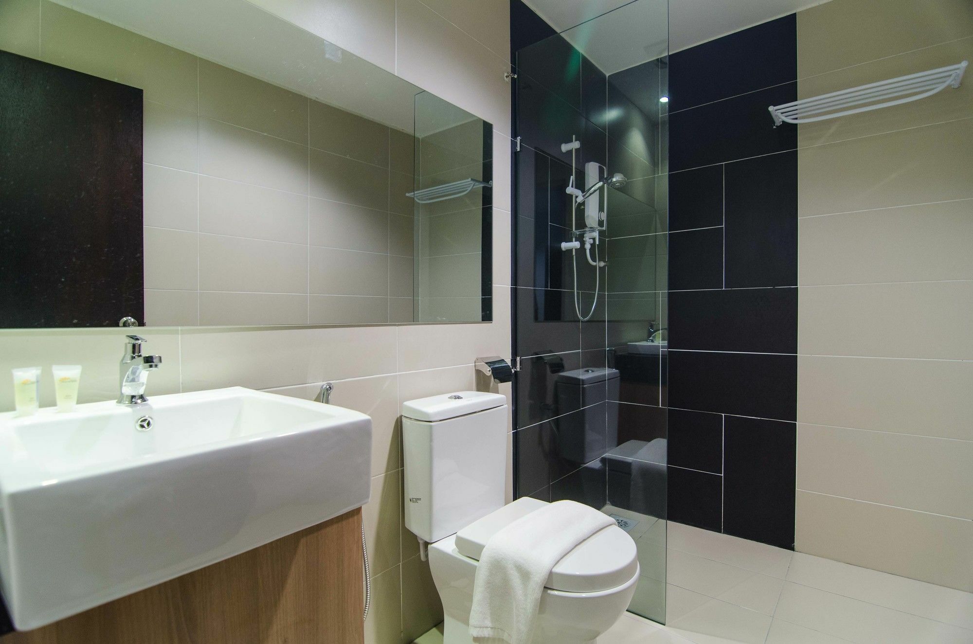 Mornington Hotel Soon Choon Ипох Екстериор снимка